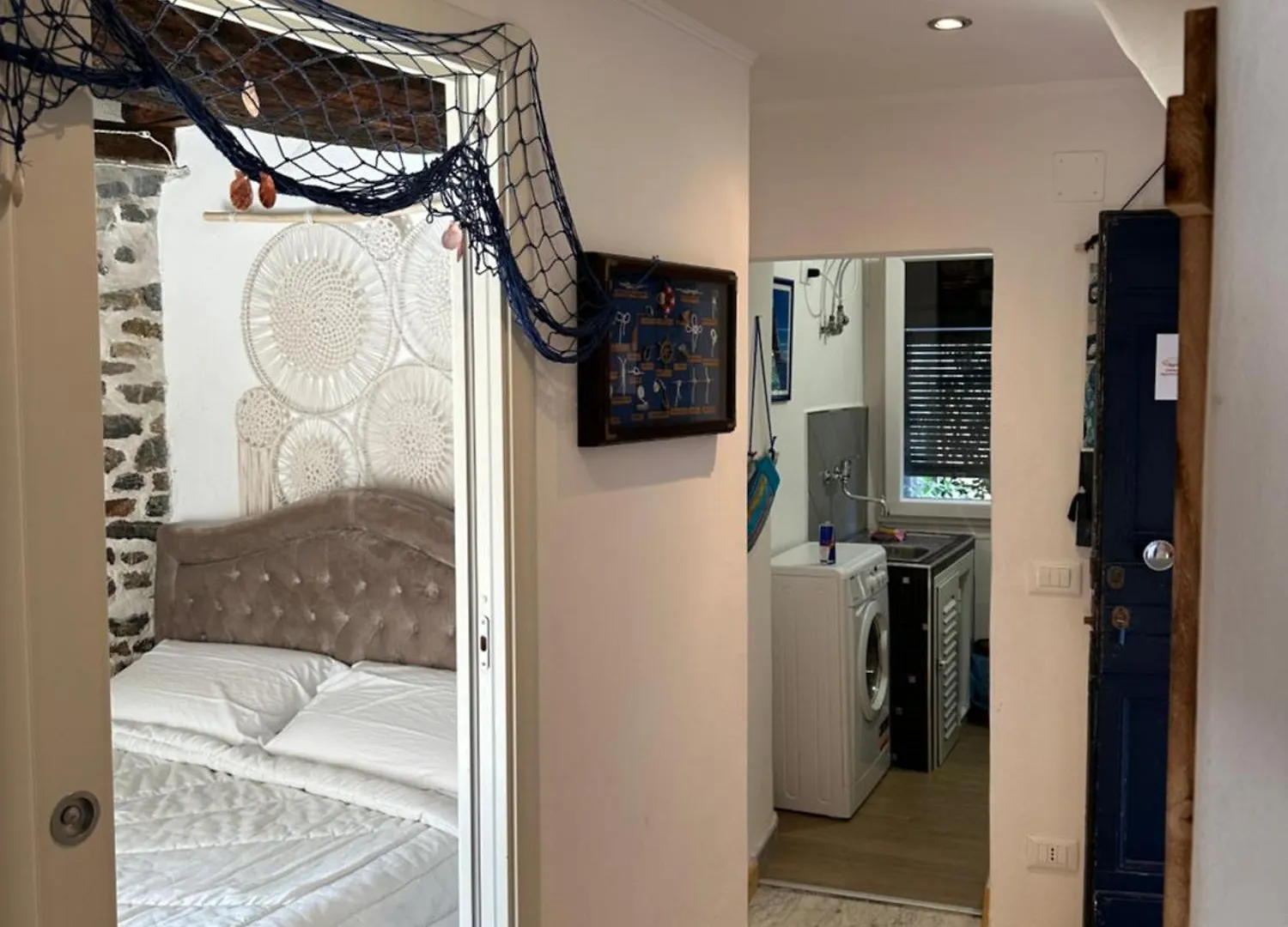 La Torre Saracena Di Tellaro - Confirenthouse Apartment